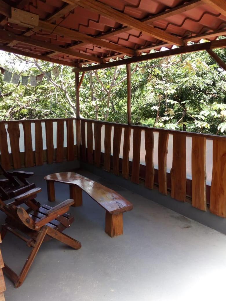 1 Bedroom G-land Burnt Toast Surfcamp